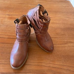 Women’s Piccolino boots